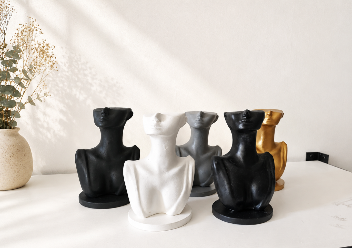 Muse Bust collection
