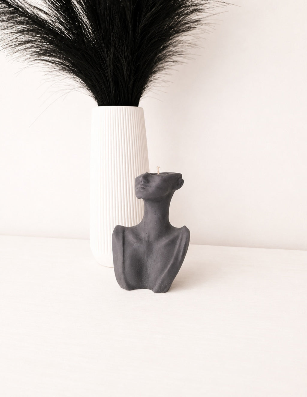 Vanilla Muse Bust Sculptural Scented Candle | AURELIA LUX